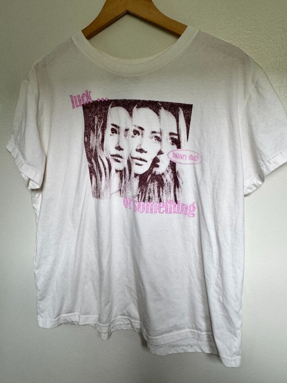 Hilary Duff Luck Or Something White Graphic Tee Women's 2X Pop Music Y2K Retro